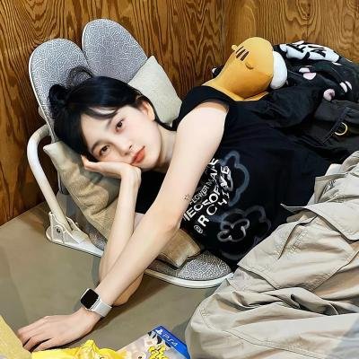 七个男人一间屋