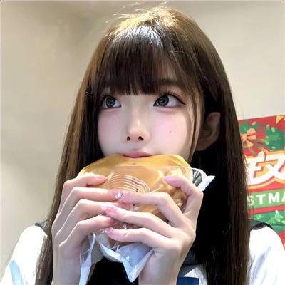 漂亮男孩直播中